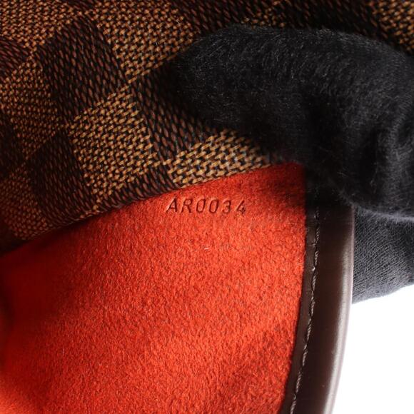 LOUIS VUITTON Authentic Brown Damier Leather Bag - Picture 5 of 8